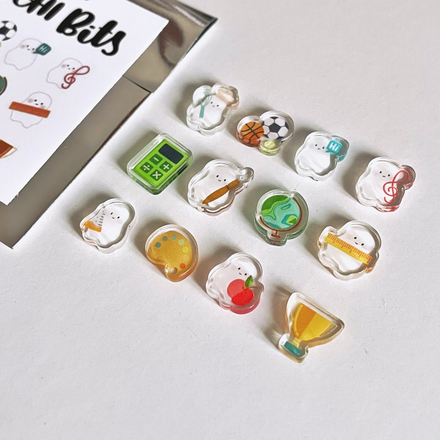 Mylo Book Shaker Keychain